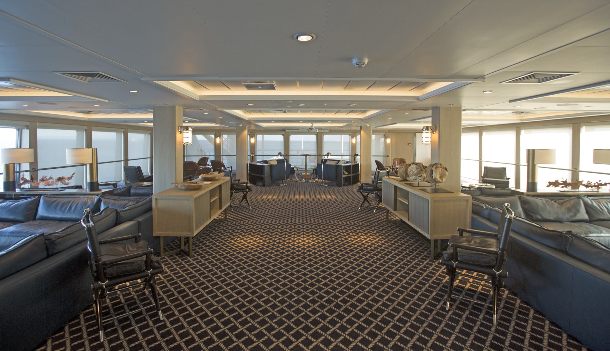 Australis Ventus Australis Sky Lounge 3.jpg